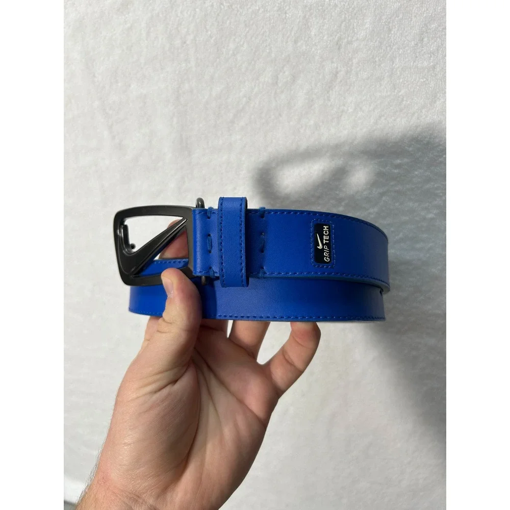 Nike Mens Size 34 Blue Leather Grip Tech Adjustable Golf Belt